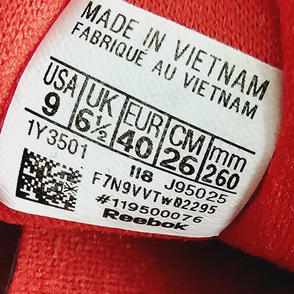 Vintage Red Reeboks - Picture 6 of 8